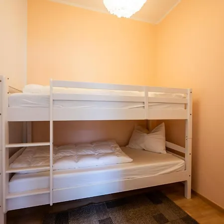 Apartment Maremar: Family-friendly With Location And Playroom Gera