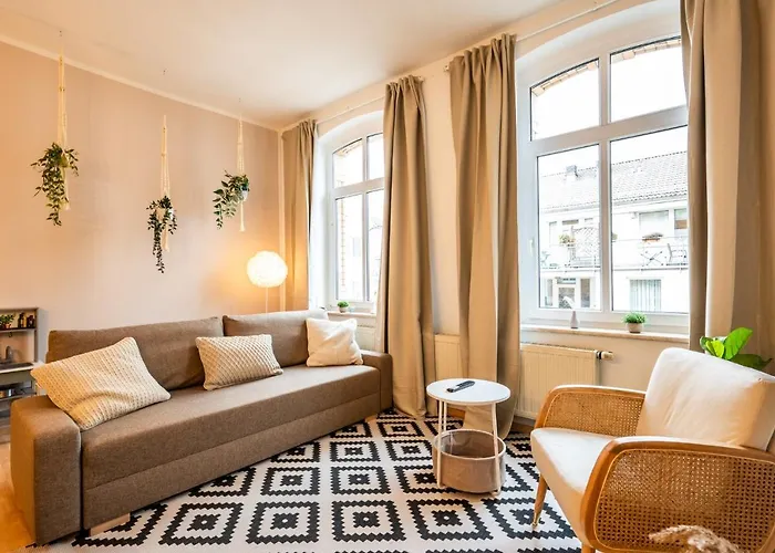 Maremar - Ideal Fuer Familien - Boxspringbett - Zentral - Vollausgestattete Kueche - Waschtrockner - Spielecke * Gera